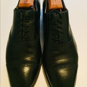 Cole Haan Black Leather Shoes